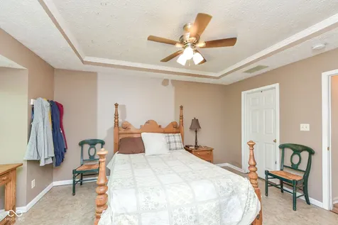 4257 W Summerhaven Drive New Palestine IN 46163