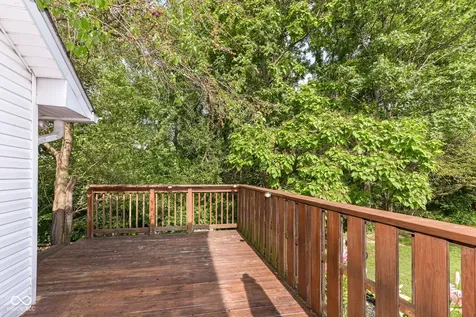 4257 W Summerhaven Drive New Palestine IN 46163