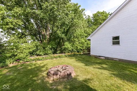 4257 W Summerhaven Drive New Palestine IN 46163