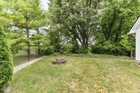 4257 W Summerhaven Drive New Palestine IN 46163
