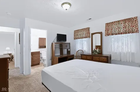 5156 Waybridge Lane Indianapolis IN 46237