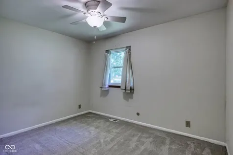 8230 Shadow Circle Indianapolis IN 46260