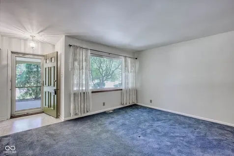 8230 Shadow Circle Indianapolis IN 46260