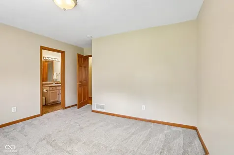 1781 Stonewall Circle Greenfield IN 46140