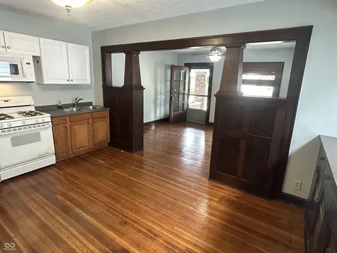 322 N Oakland Avenue Indianapolis IN 46201