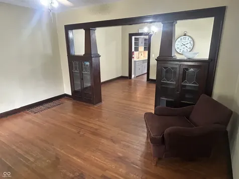 322 N Oakland Avenue Indianapolis IN 46201