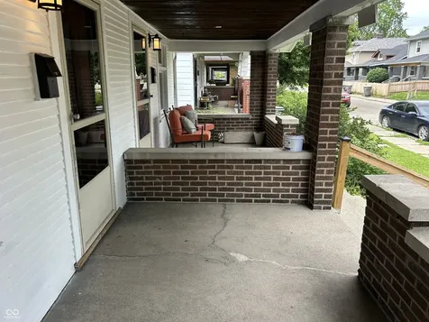 322 N Oakland Avenue Indianapolis IN 46201