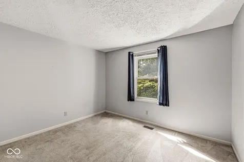 7701 Garrick Street Fishers IN 46038