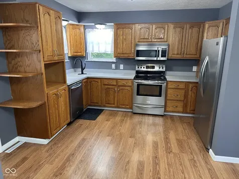 1742 E Range Line Road Greencastle IN 46135