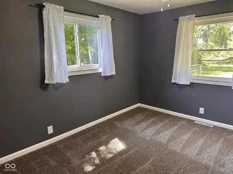 1742 E Range Line Road Greencastle IN 46135