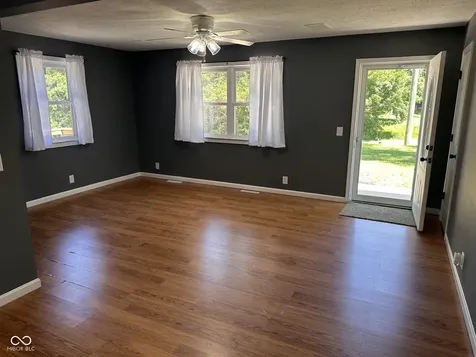1742 E Range Line Road Greencastle IN 46135