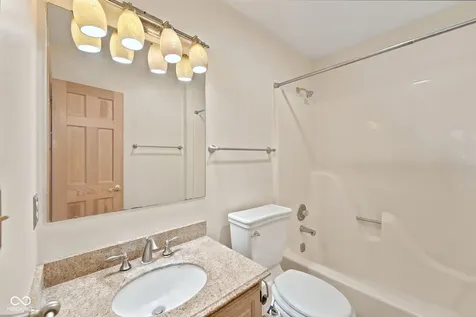 7909 Fennel Court Indianapolis IN 46237