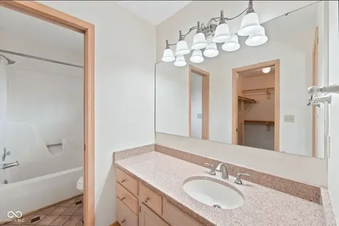 7909 Fennel Court Indianapolis IN 46237