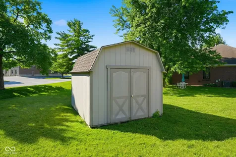 7909 Fennel Court Indianapolis IN 46237