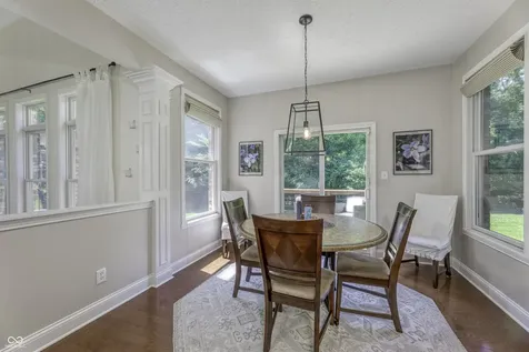 6867 W Thornebush Drive Mccordsville IN 46055