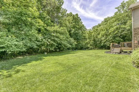 6867 W Thornebush Drive Mccordsville IN 46055