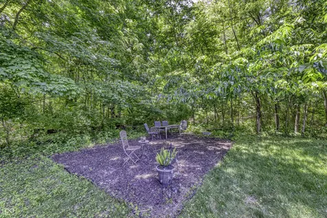6867 W Thornebush Drive Mccordsville IN 46055