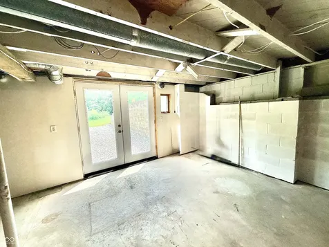 840 Nelson Ridge Road Columbus IN 47201