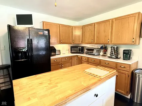 840 Nelson Ridge Road Columbus IN 47201