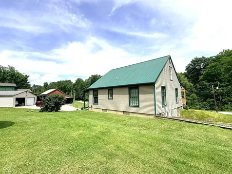 840 Nelson Ridge Road Columbus IN 47201