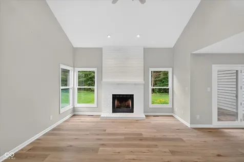 8163 Frisco Way Indianapolis IN 46240