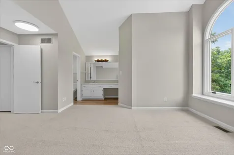 8163 Frisco Way Indianapolis IN 46240