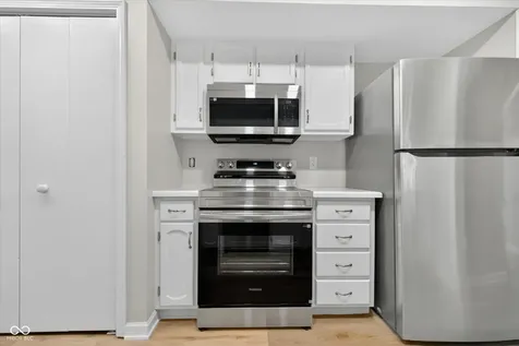 8163 Frisco Way Indianapolis IN 46240