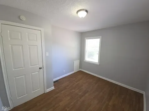 2221 E 38th Street Indianapolis IN 46218