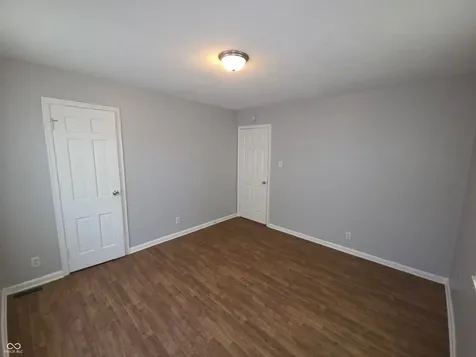 2221 E 38th Street Indianapolis IN 46218