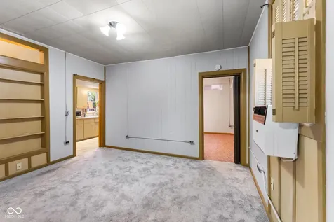 404 E 3rd Street Seymour IN 47274