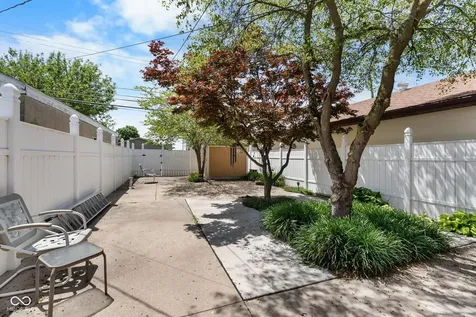 404 E 3rd Street Seymour IN 47274