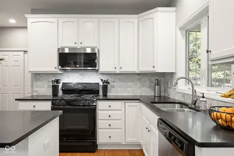 5712 Pebblestone Court Carmel IN 46033