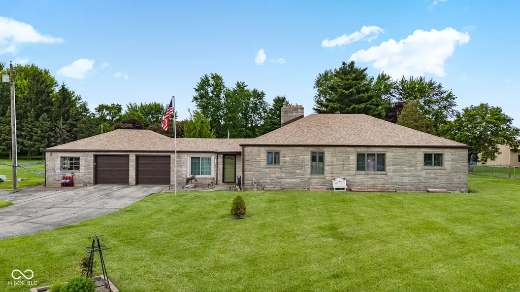 7010 E State Road 28 Elwood IN 46036