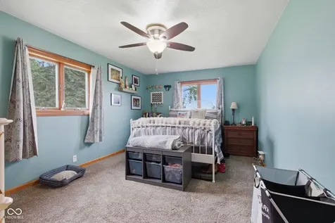 7010 E State Road 28 Elwood IN 46036