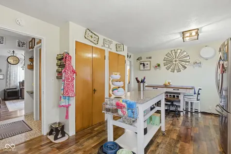 7010 E State Road 28 Elwood IN 46036