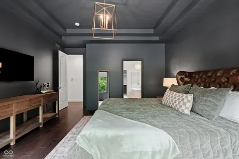 2837 E High Grove Circle Zionsville IN 46077