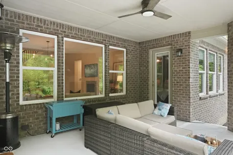 2837 E High Grove Circle Zionsville IN 46077