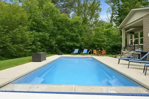 2837 E High Grove Circle Zionsville IN 46077