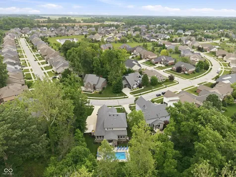 2837 E High Grove Circle Zionsville IN 46077