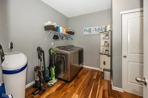 5412 Maywood Drive Whitestown IN 46075
