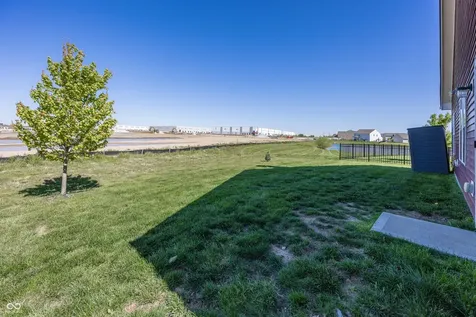 5412 Maywood Drive Whitestown IN 46075