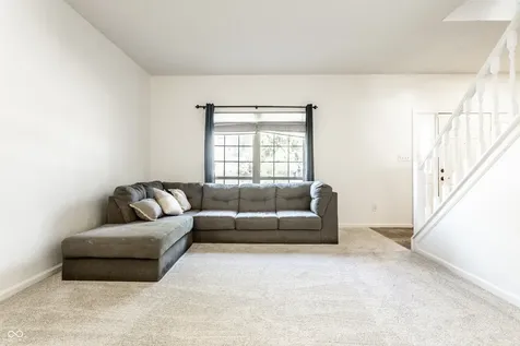 8688 Buffett Parkway Fishers IN 46038