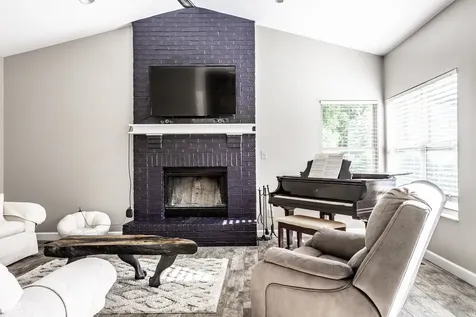 8688 Buffett Parkway Fishers IN 46038