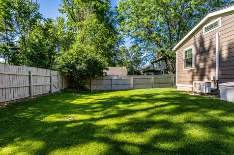 8688 Buffett Parkway Fishers IN 46038