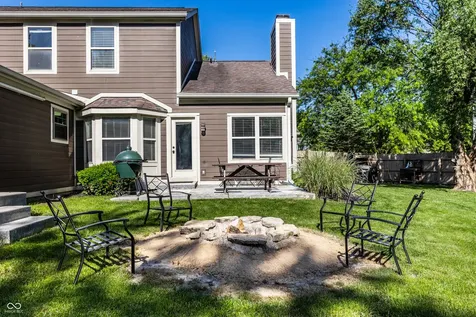 8688 Buffett Parkway Fishers IN 46038