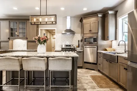 8688 Buffett Parkway Fishers IN 46038