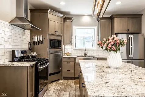 8688 Buffett Parkway Fishers IN 46038
