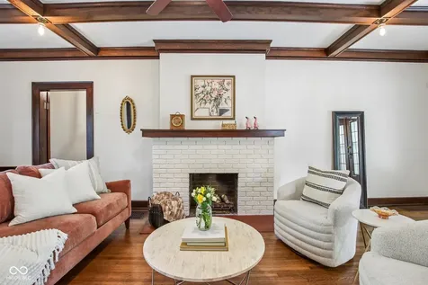 4220 Sunset Avenue Indianapolis IN 46208