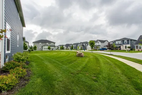 5279 Noble Crossing Parkway W Noblesville IN 46062