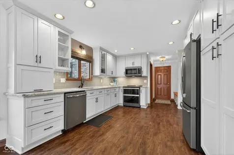 3762 Bent Tree Lane Greenwood IN 46143